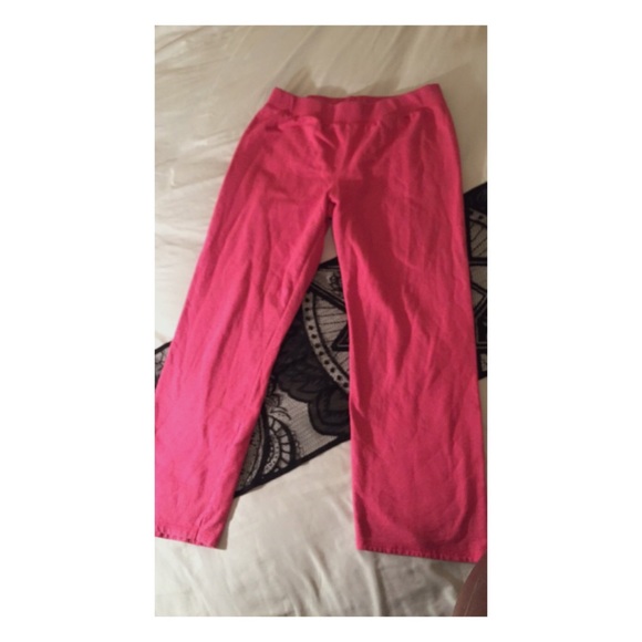 🎀 Pink Sweats 🎀 - Picture 1 of 1